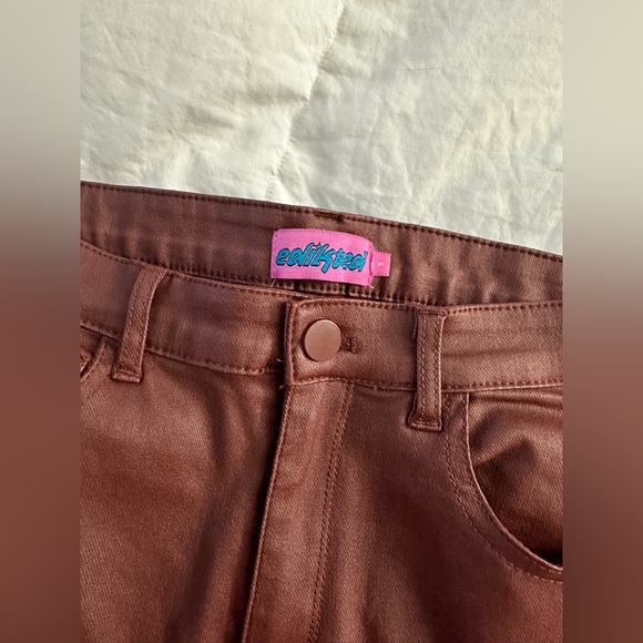 Stretchy brown highwaisted flare pants - Picture 3 of 4